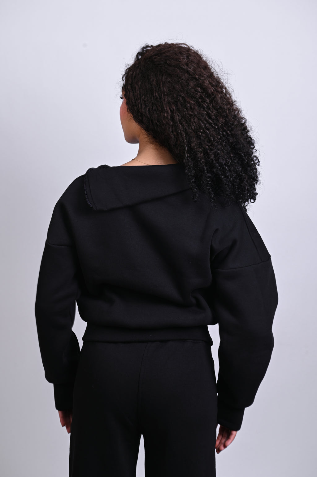 Twist-Zip Sweatshirt
