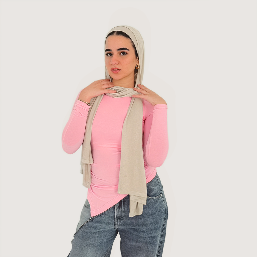 V-Hem Long Sleeve Top